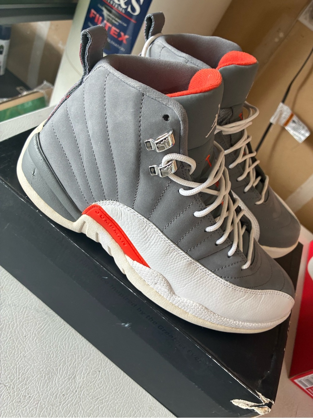 Air Jordan 12 Retro Cool Grey Size 8.5 130690-012  Vintage 2012 NDS Small Scuff